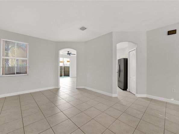 8450 NW 113th Psge, Doral FL 33178