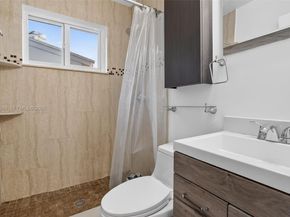 2245 Johnson St, Hollywood FL 33020