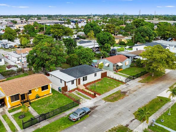 2941 NW 69th Ter, Miami FL 33147