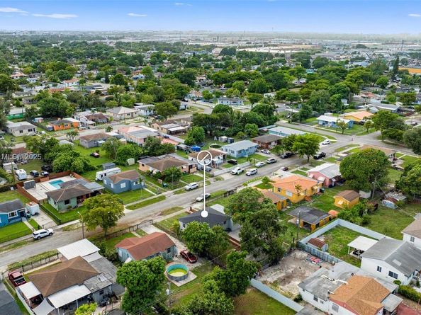 2941 NW 69th Ter, Miami FL 33147