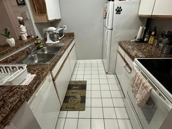 3995 W Mcnab Rd B212, Pompano Beach FL 33069
