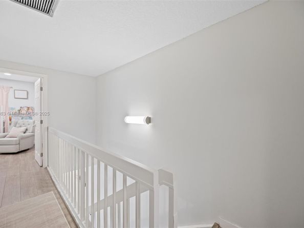 11318 NW 16th St, Pembroke Pines FL 33026
