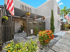 11318 NW 16th St, Pembroke Pines FL 33026