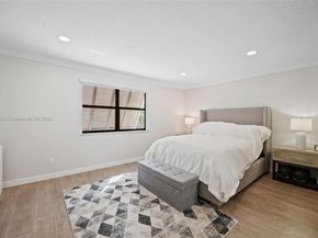 11318 NW 16th St, Pembroke Pines FL 33026