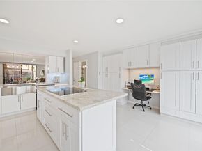 11318 NW 16th St, Pembroke Pines FL 33026