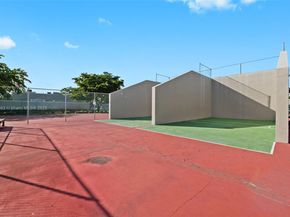 11318 NW 16th St, Pembroke Pines FL 33026