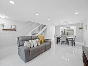 11318 NW 16th St, Pembroke Pines FL 33026