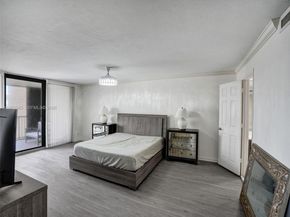 1167 Hillsboro Mile 607, Hillsboro Beach FL 33062