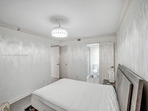 1167 Hillsboro Mile 607, Hillsboro Beach FL 33062