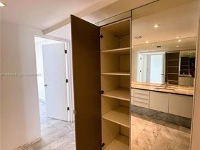 2350 NE 135th St 1501, North Miami FL 33181