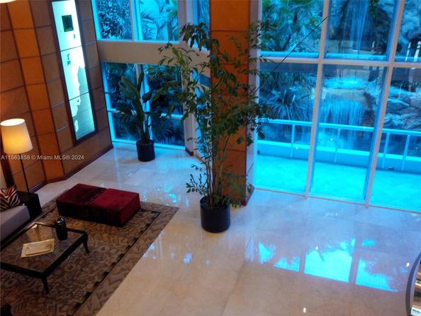 21205 Yacht Club Dr 3209, Aventura FL 33180