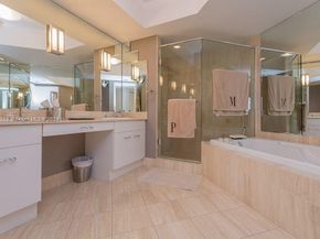 21205 Yacht Club Dr 3209, Aventura FL 33180