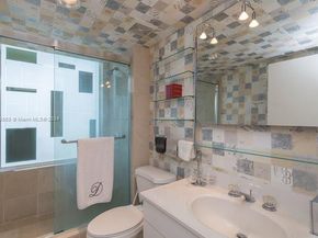 21205 Yacht Club Dr 3209, Aventura FL 33180