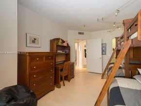 21205 Yacht Club Dr 3209, Aventura FL 33180
