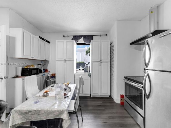551 SW 127th Ave, Miami FL 33184