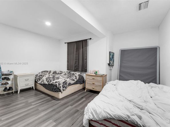 551 SW 127th Ave, Miami FL 33184