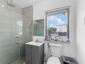 551 SW 127th Ave, Miami FL 33184