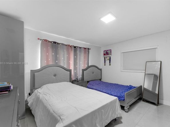 551 SW 127th Ave, Miami FL 33184