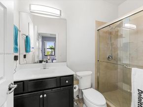 9287 W 33rd Ln, Hialeah FL 33018