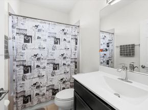 9287 W 33rd Ln, Hialeah FL 33018