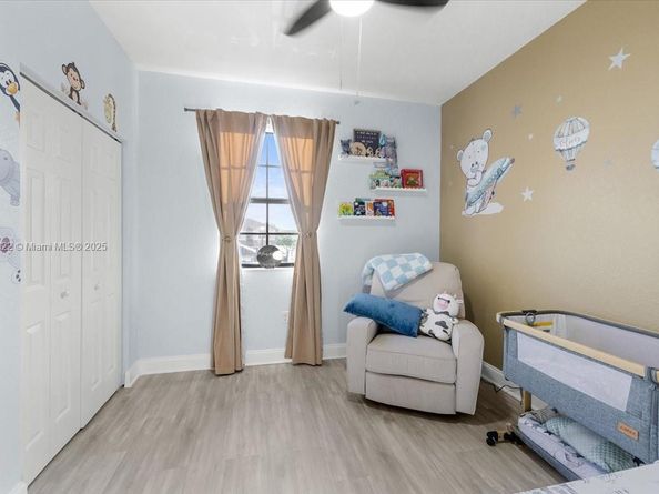 9287 W 33rd Ln, Hialeah FL 33018