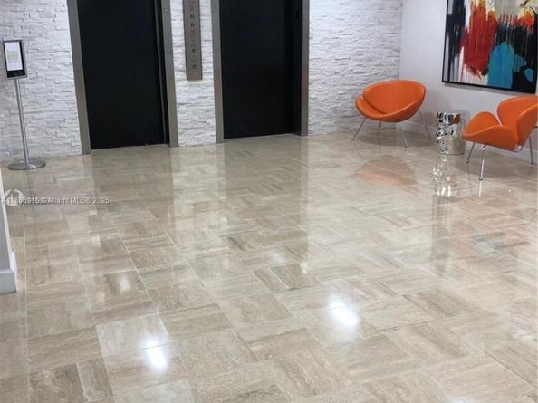 919 Hillcrest Dr 306, Hollywood FL 33021