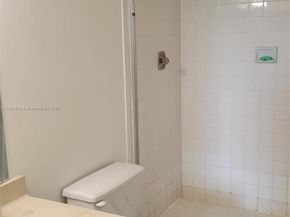919 Hillcrest Dr 306, Hollywood FL 33021