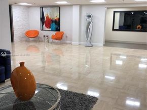 919 Hillcrest Dr 306, Hollywood FL 33021