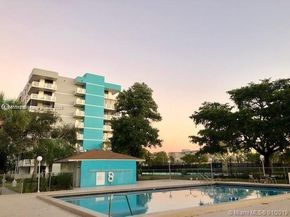 919 Hillcrest Dr 306, Hollywood FL 33021