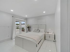 741 SW 99th Ct Cir, Miami FL 33174