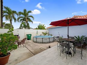 741 SW 99th Ct Cir, Miami FL 33174