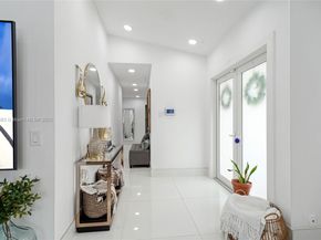 741 SW 99th Ct Cir, Miami FL 33174