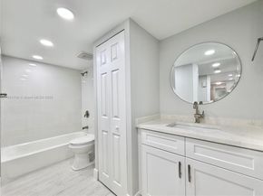 8429 N Coral Cir, North Lauderdale FL 33068