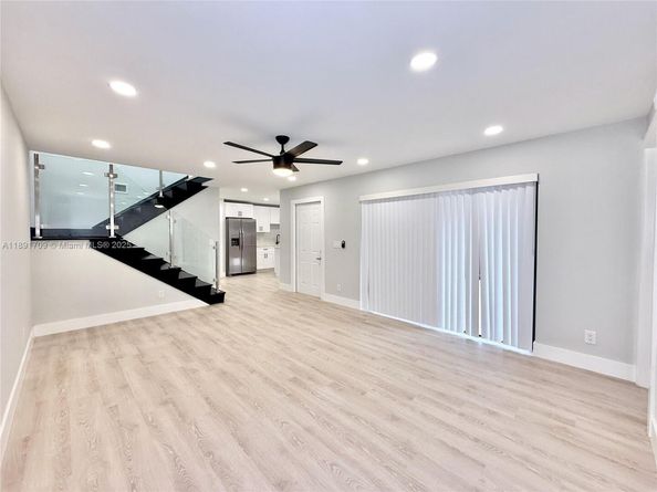 8429 N Coral Cir, North Lauderdale FL 33068