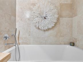 102 24th St 1427, Miami Beach FL 33139