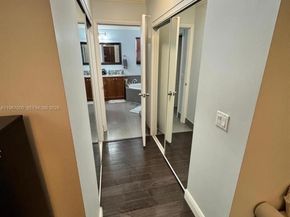 1561 SW 187th Ave, Pembroke Pines FL 33029