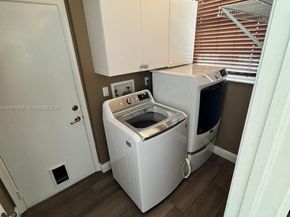 1561 SW 187th Ave, Pembroke Pines FL 33029