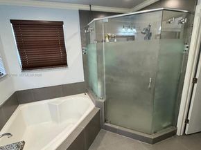 1561 SW 187th Ave, Pembroke Pines FL 33029