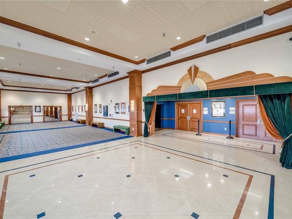 13705 SW 12th St 103B, Pembroke Pines FL 33027