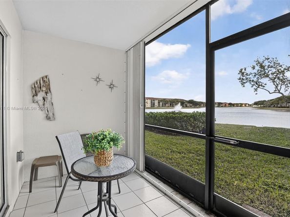 13705 SW 12th St 103B, Pembroke Pines FL 33027