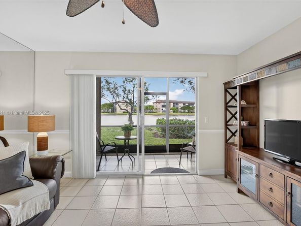 13705 SW 12th St 103B, Pembroke Pines FL 33027