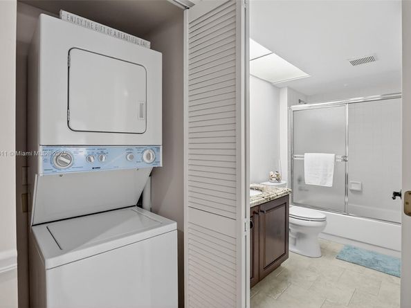 13705 SW 12th St 103B, Pembroke Pines FL 33027