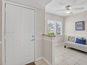13705 SW 12th St 103B, Pembroke Pines FL 33027