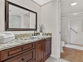 13705 SW 12th St 103B, Pembroke Pines FL 33027