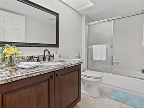 13705 SW 12th St 103B, Pembroke Pines FL 33027