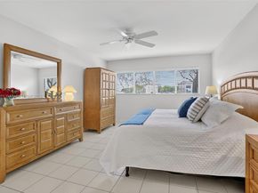 13705 SW 12th St 103B, Pembroke Pines FL 33027