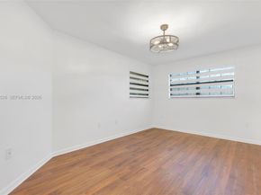 927 NE 199th St 202, Miami FL 33179