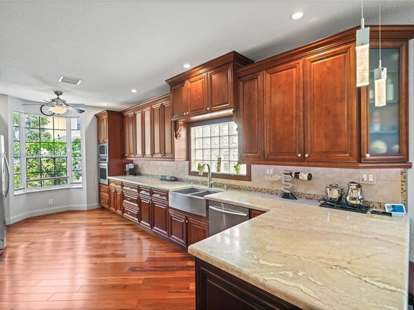 1282 Grant Ct, Hollywood FL 33019