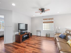 1282 Grant Ct, Hollywood FL 33019