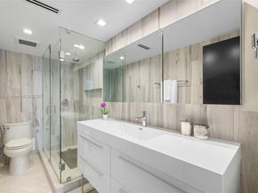 1450 Lincoln Rd 304, Miami Beach FL 33139